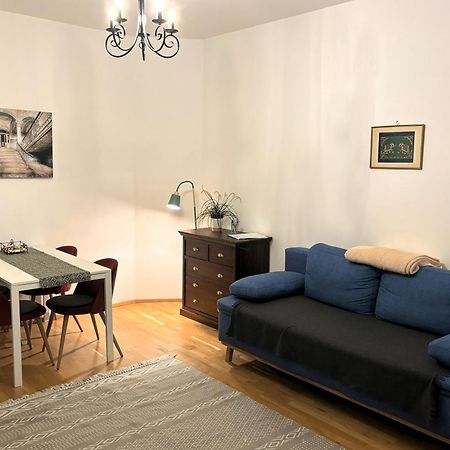 Casa Nostra - Ruhige Stadtwohnung Mit Balkon Вена Экстерьер фото